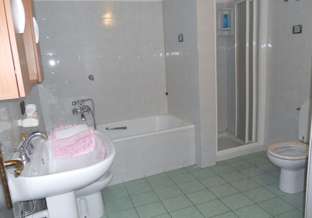 לוברה St. George Apartment מראה חיצוני תמונה